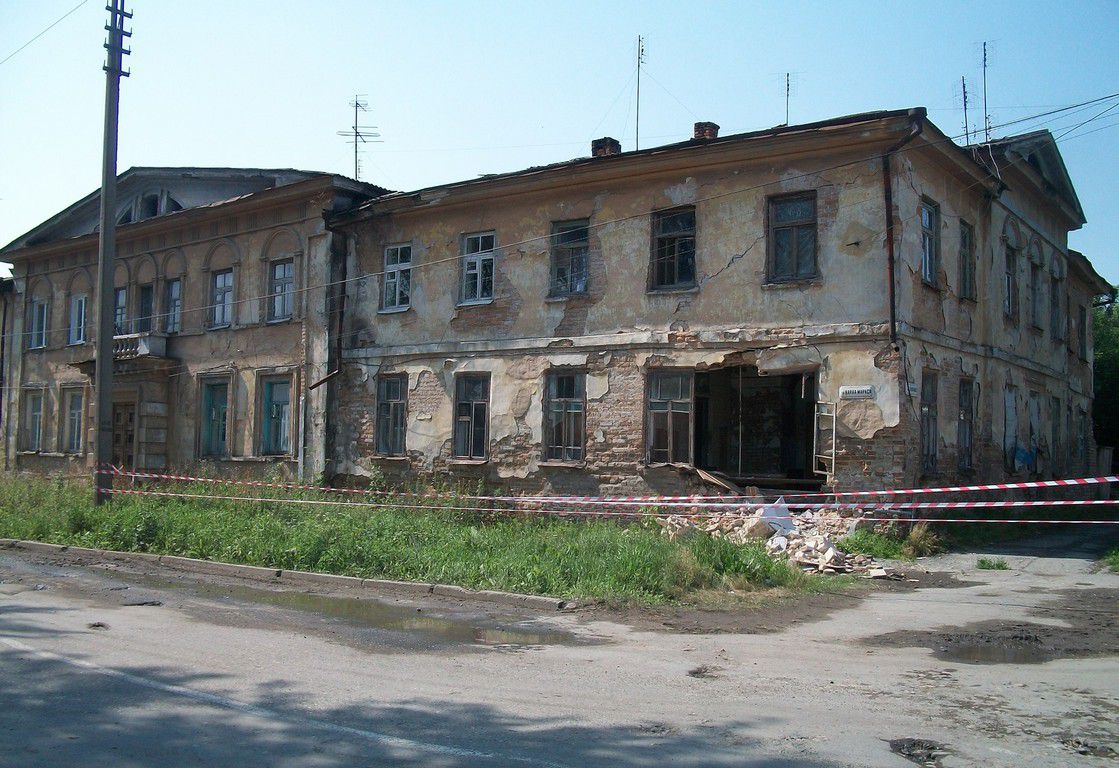 Исторические здания превращаются в трущобы - «Уральский рабочий»